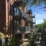 Captain's House No 6 別荘 *