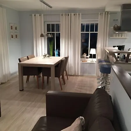 Captain's House No 6