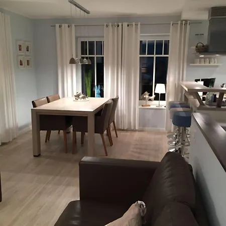 Captain's House No 6 *